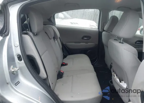 2018 Honda Hr-V Lx z USA, uszkodzony, nr VIN 3CZRU6H35JM717936